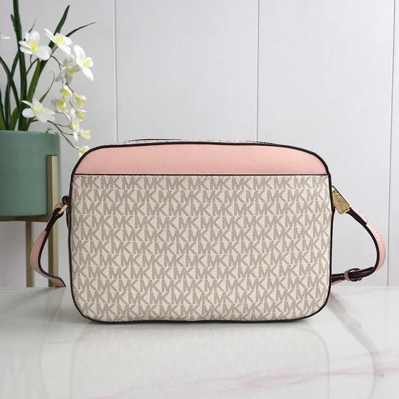 Michael Kors Jet Set Vanilla Blush Zip Crossbody Bag - Picture 3 of 8